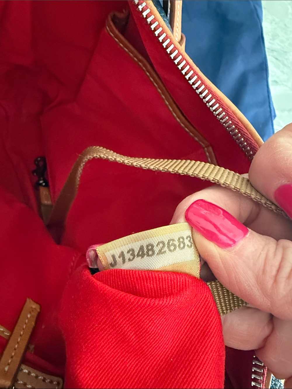 Dooney & Bourke Patterson Leather Paige Hobo Sac - Picture 8 of 8